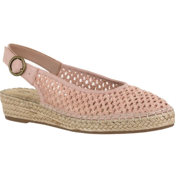 Bella Vita Slingback Flats - Picture 1 of 7